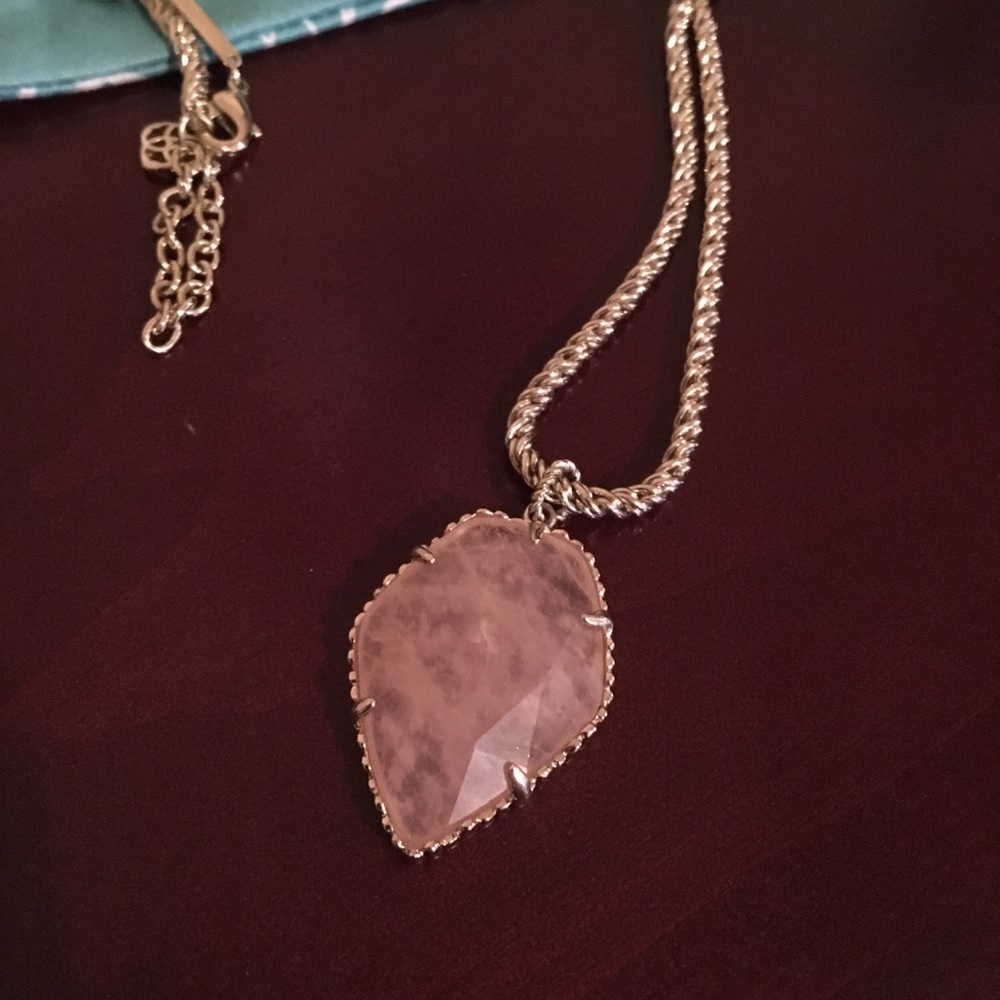 Kendra Scott Necklace